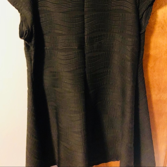 LBD - Picture 2 of 3